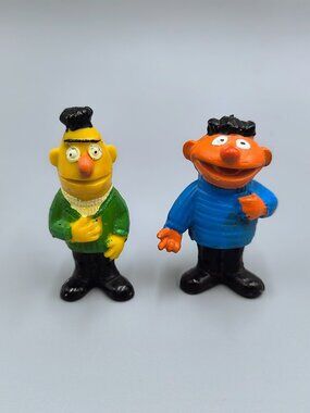 Vintage 1970s Sesame Street Minikins Bert & Ernie Pvc Figures Heimo Germany 2"